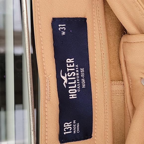 Hollister Faux Leather Tan High-Rise Pants Sz 31R - Picture 4 of 14